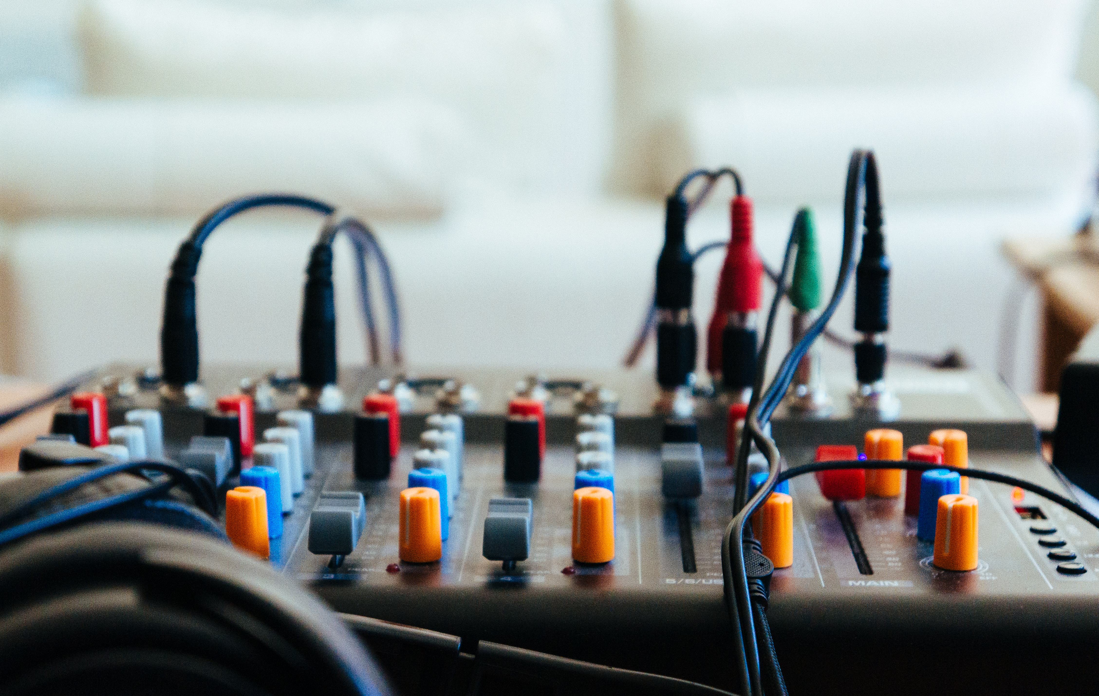 Podcasts Podcasts